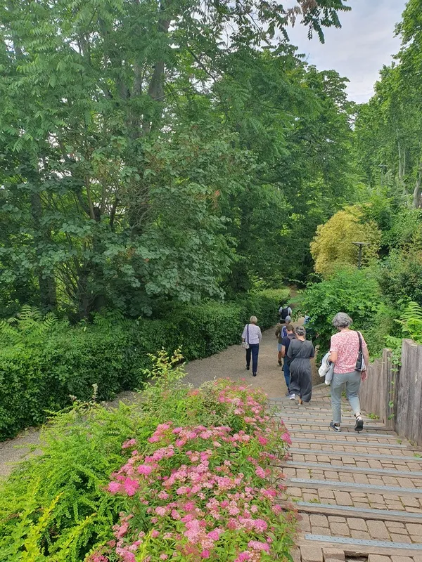 Visite du Jardin des plantes à 2 voix
