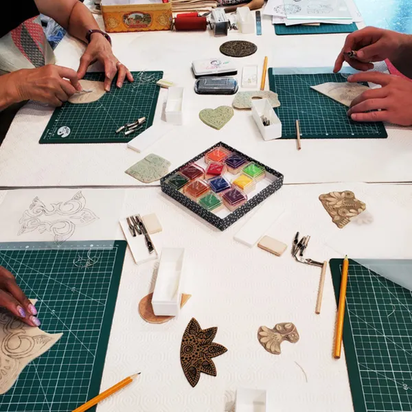 Initiation à l’impression à la planche et à la sérigraphie