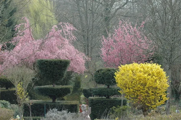 Visite guidée, sauvegarder le bâti et le jardin