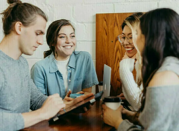 moment convivial - échanges et discussion"