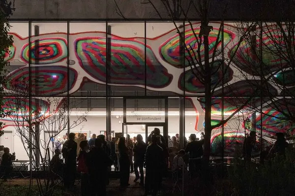 Visites et ateliers de l'exposition "Parfois revenir en arrière et avancer se confondent"
