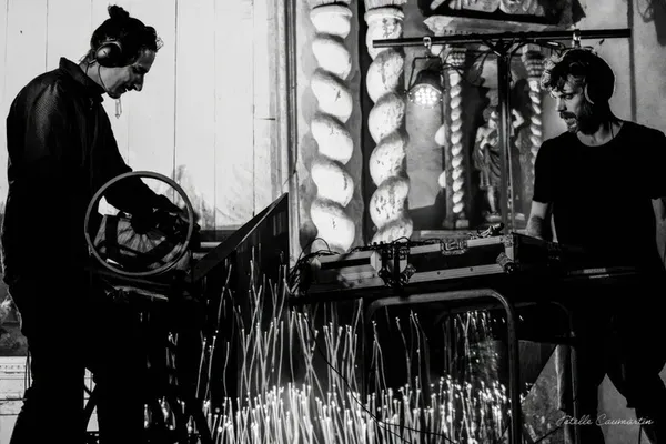 Bal electro trad avec Poolidor