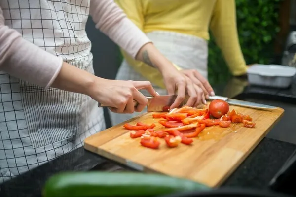Cuisiner pour son tout-petit (0-3 ans) : des repas équilibrés et bien répartis