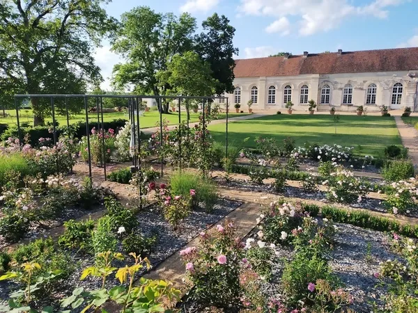 Nouveaux jardins de l'abbaye de Molesme