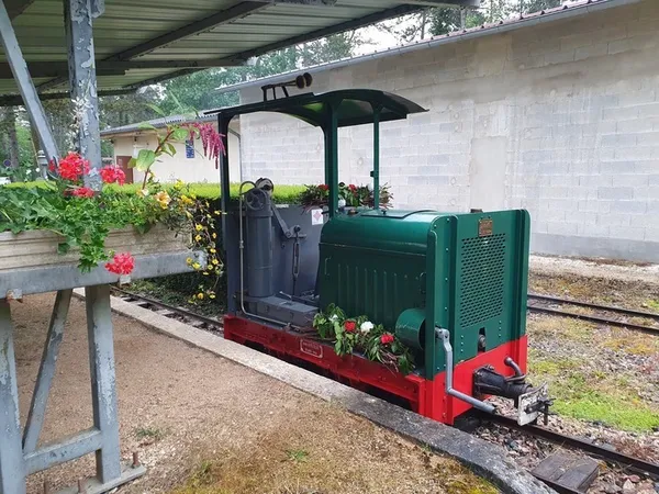 Découverte et histoire de la locomotive Pétolat