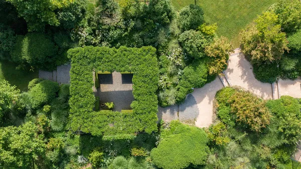 Yoga aux Jardins Sothys