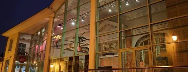 Visite de la salle de projection du Cinéma