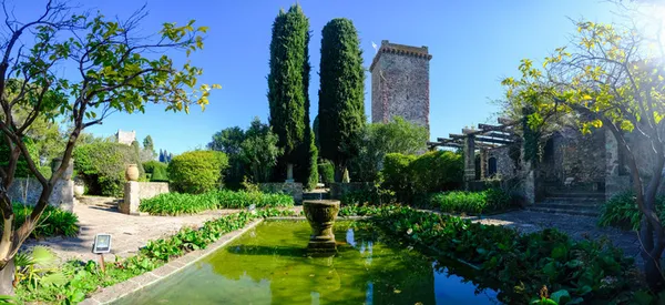 Alice au Château des Merveilles