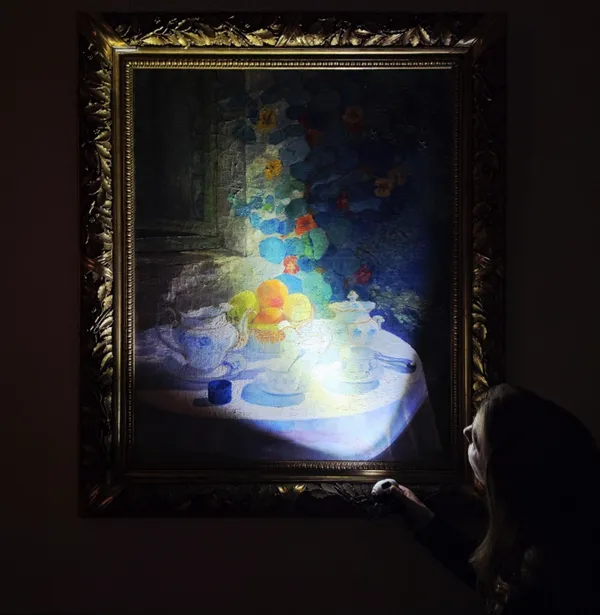 Visite à la lampe torche des collections