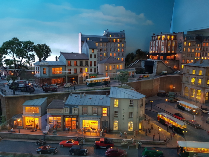 Découvrez le musée Rambolitrain de nuit