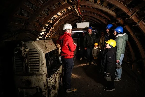 Visites guidées du puits des Glénons au musée de la Mine de La Machine
