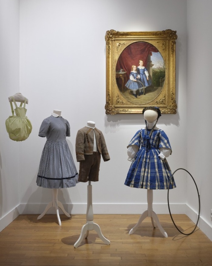 Parcours ludique dans l'exposition temporaire « Couleurs d'enfance »