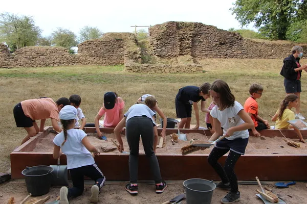 Atelier Fouille sur le site archéologique de Boutavent