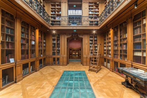 Visite libre de la Bibliothèque Smith-Lesouëf