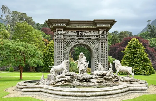 Lecture déambulatoire "Les Fables de La Fontaine, miroir des hommes"