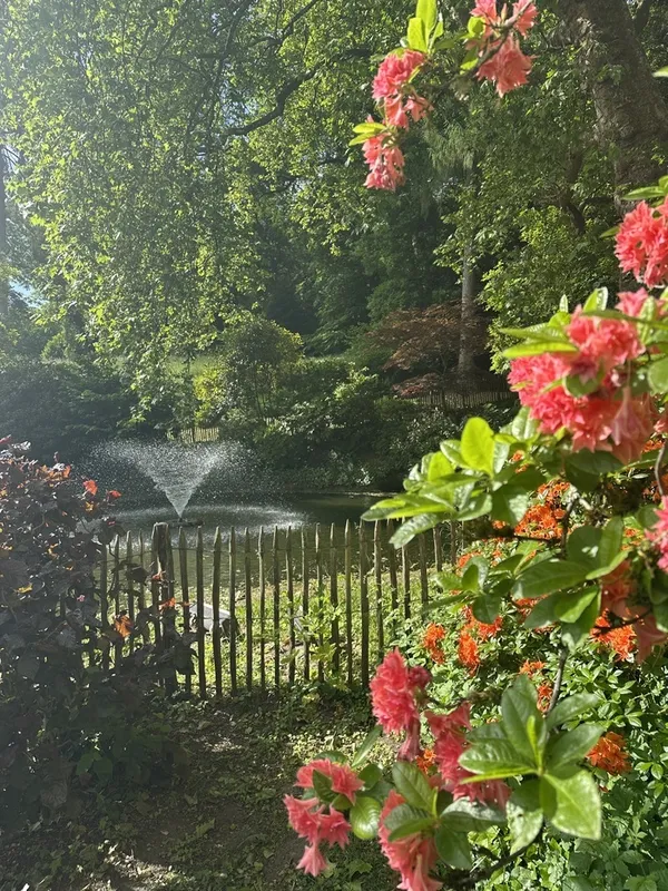 Rendez-vous dans le jardin à l'anglaise du Château d'Hausen