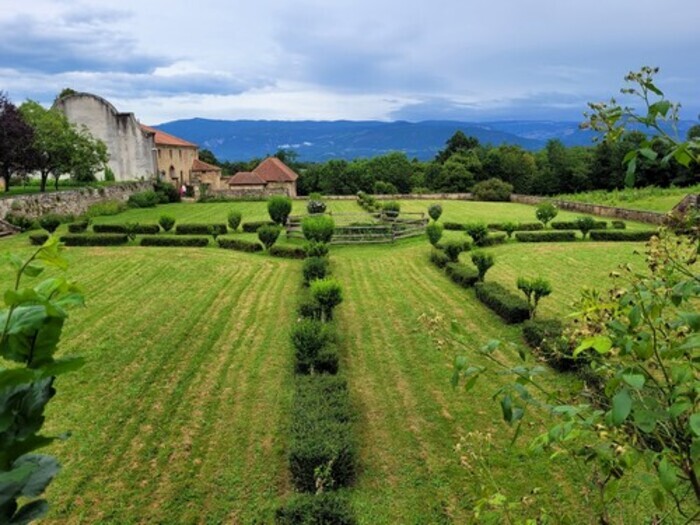 Visite libre des jardins du château de l'Arthaudière