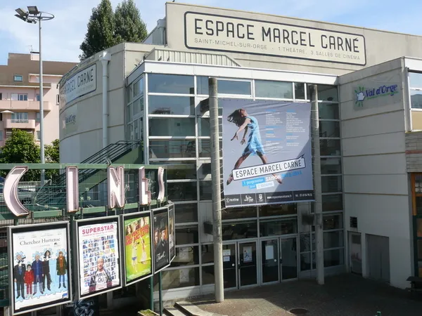 Visite du théâtre et du cinéma