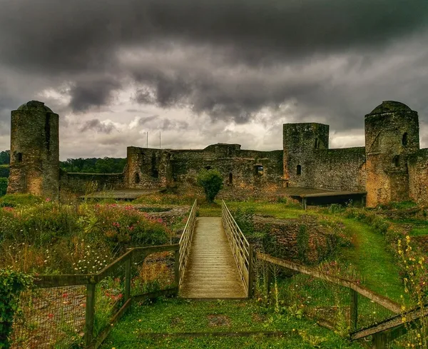 Château médiéval de Pouancé