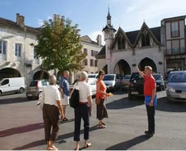 Visite accompagnée de la bastide de Castillonnès