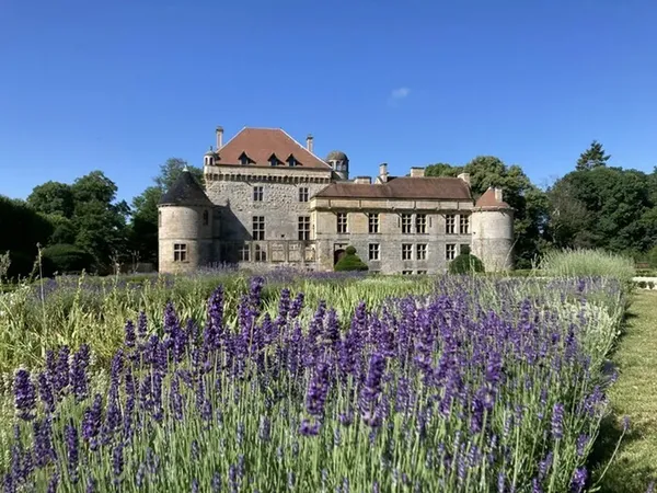 Visite libre et guidée des jardins du château du Pailly