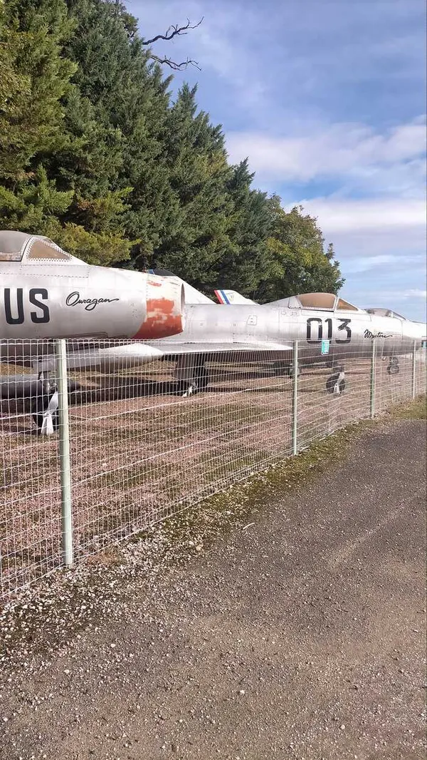 Visite commentée du musée des avions de chasse et de l'aérospatiale