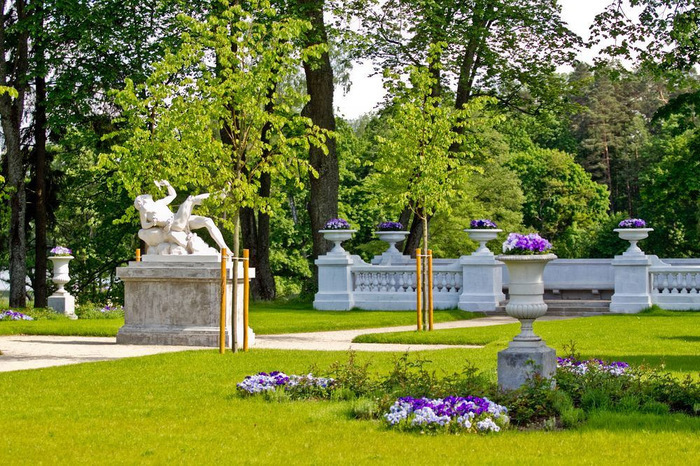 Visite guidée dans le parc d’Užutrakis, conçue par Eduardo François Andre