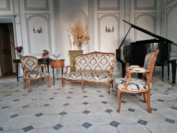 Visite guidée d'un joli petit château Renaissance