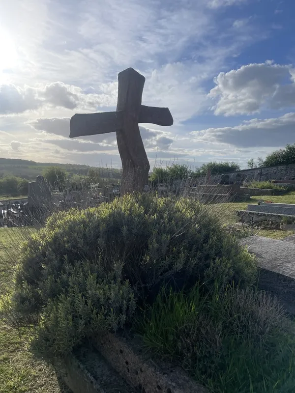 Visite du jardin des défunts et des Saints