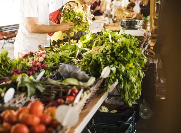 Comment bien se nourrir à Vezin-le-Coquet ?