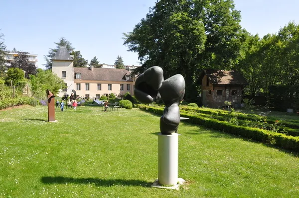 Atelier de broderie | Musée d'art et d'histoire de Meudon