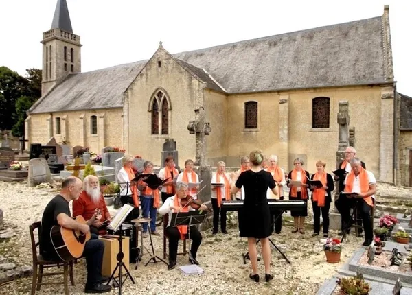 Présentation insolite de l'église Saint-Sylvestre de Lantheuil et de ses abords