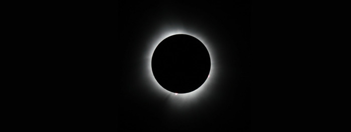 Éclipse solaire : quand la Lune rencontre le Soleil