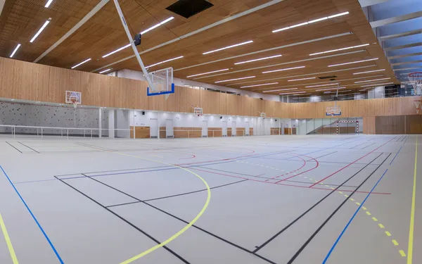 Paris sport familles : jeux d'éveil / motricité au centre sportif Charcot