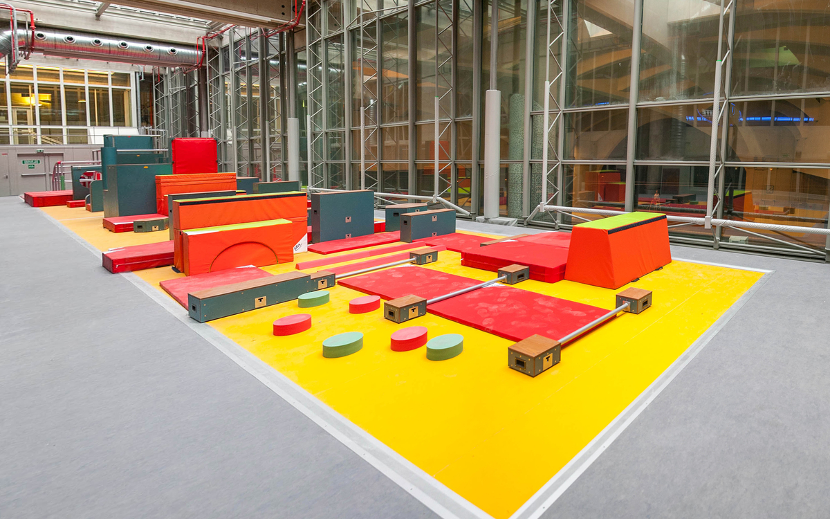 Paris sport familles : baby parkour (motricité enfant) au Centr'Halles Park Suzanne Berlioux