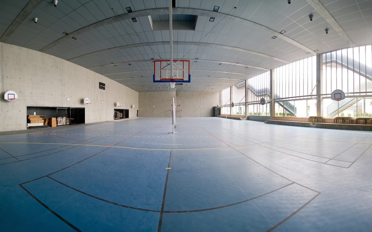 Paris sport proximité : badminton au gymnase Vignoles