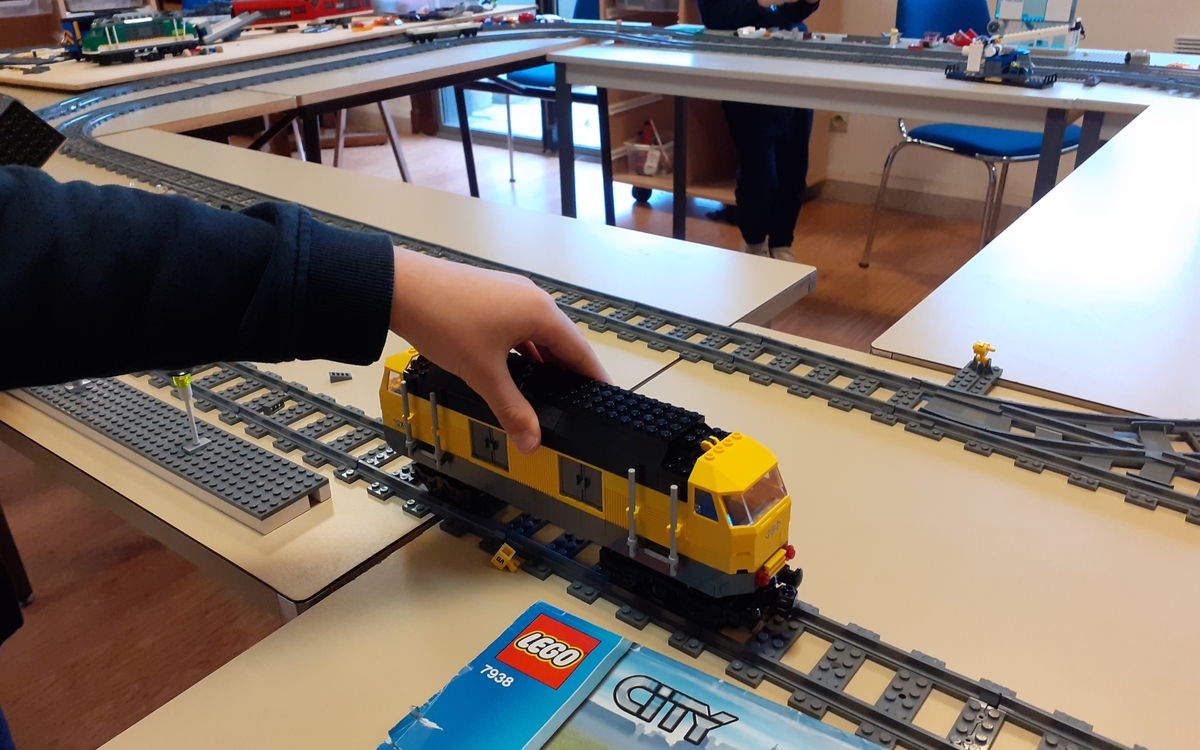 Atelier Lego trains
