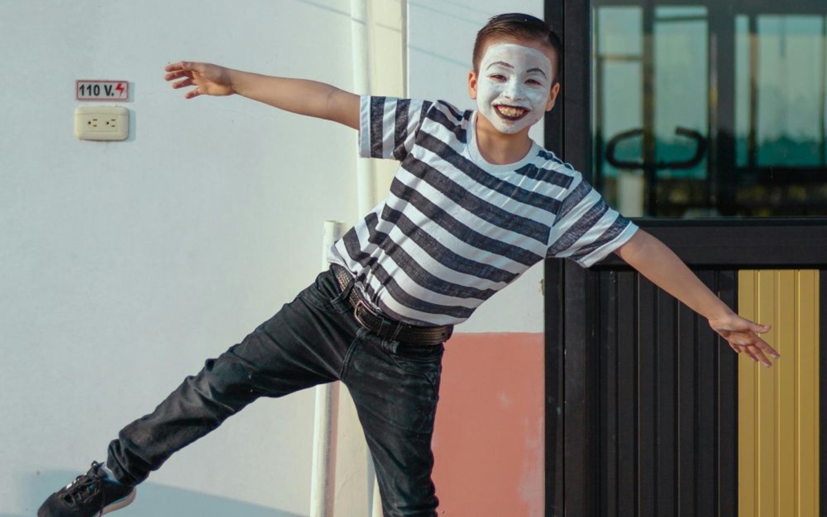 Stage d'initiation au mime théâtral pour enfants