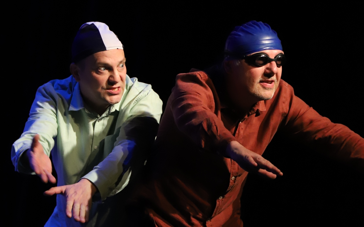 "Pas vrai ?" Une revue entre cirque et cabaret au Théâtre Douze