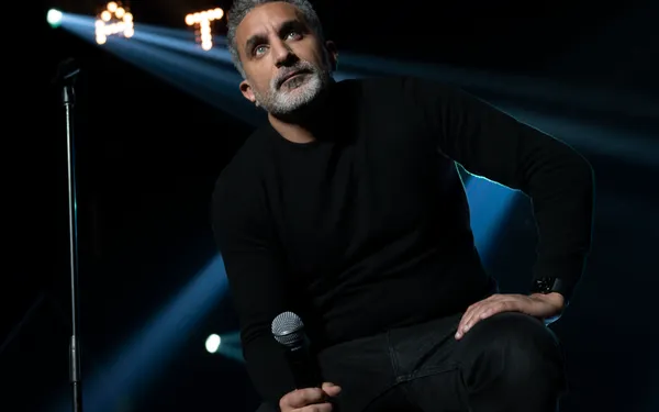 Bassem Youssef à Paris à la Salle Pleyel avec “The Belly of The Beast”