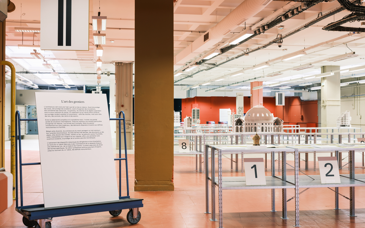 Exposition STOCK, architectures de survie et de transmission