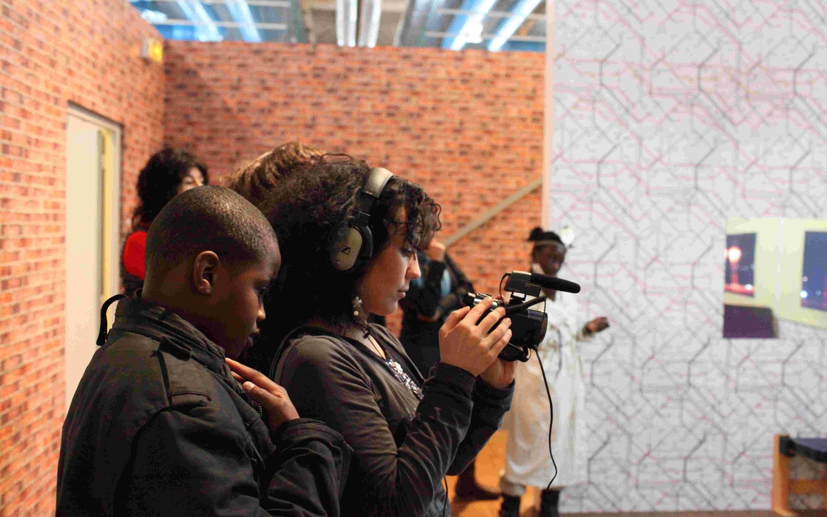 L'Usine de Films Amateurs de Michel Gondry s'installe à la Patinoire de Saint-Ouen-sur-Seine