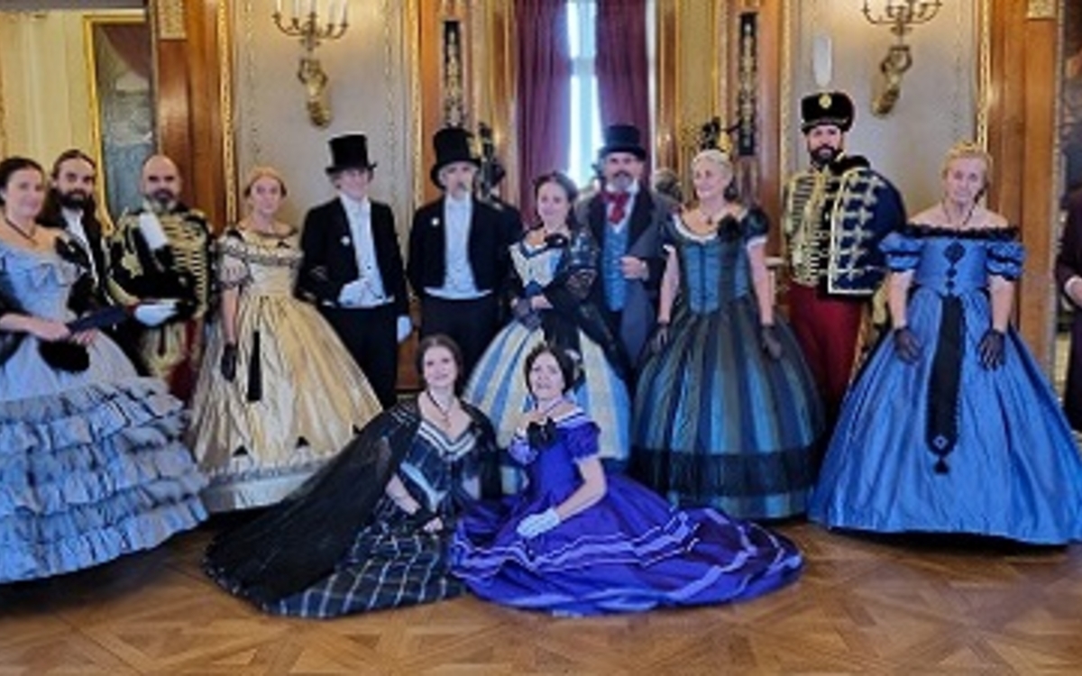 Agenda des bals costumés jusqu'a Noel 2026