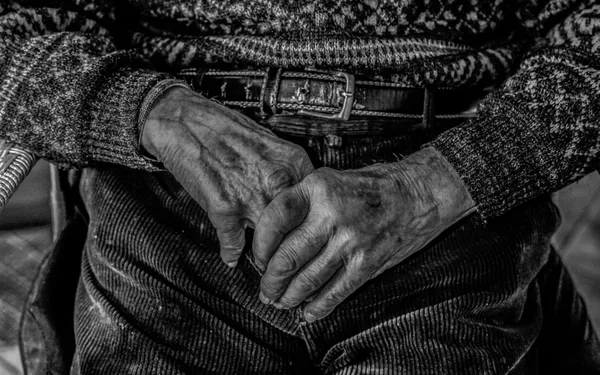 « Fénéstrou », une exposition photographique
