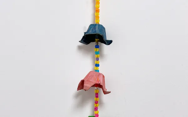 Atelier enfant - Suspension en boîte d'œufs