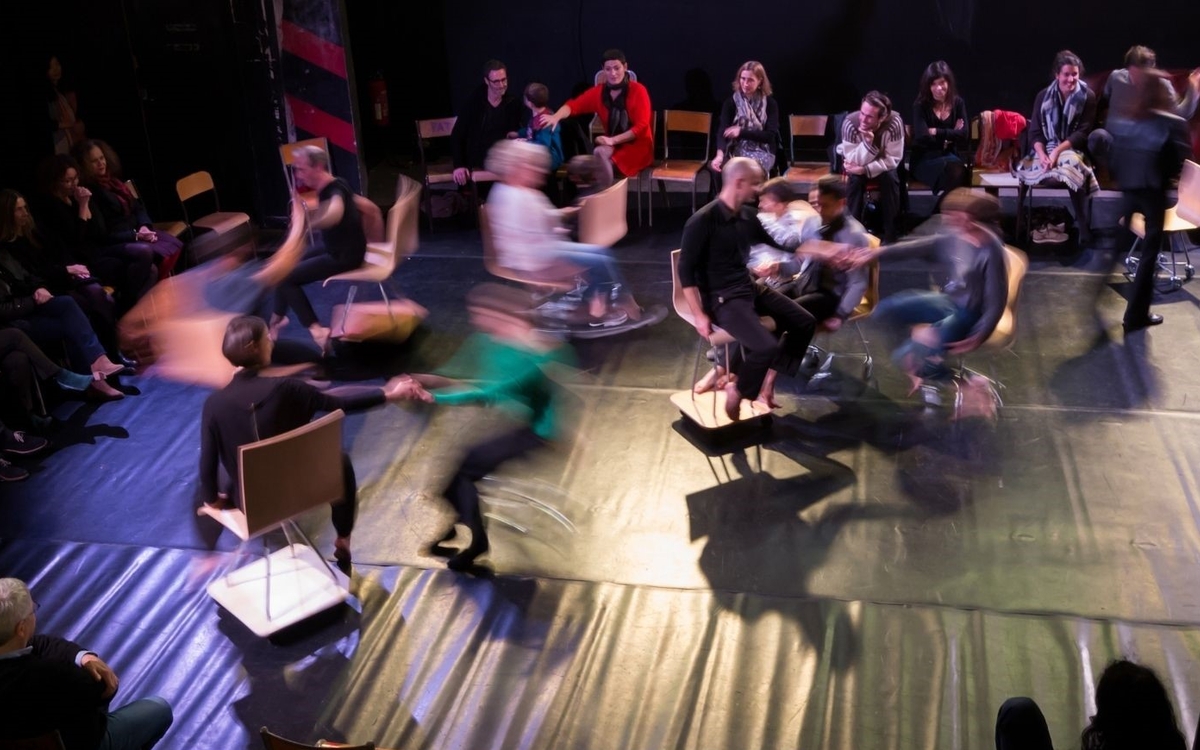 Bal inclusif sur roues et projection