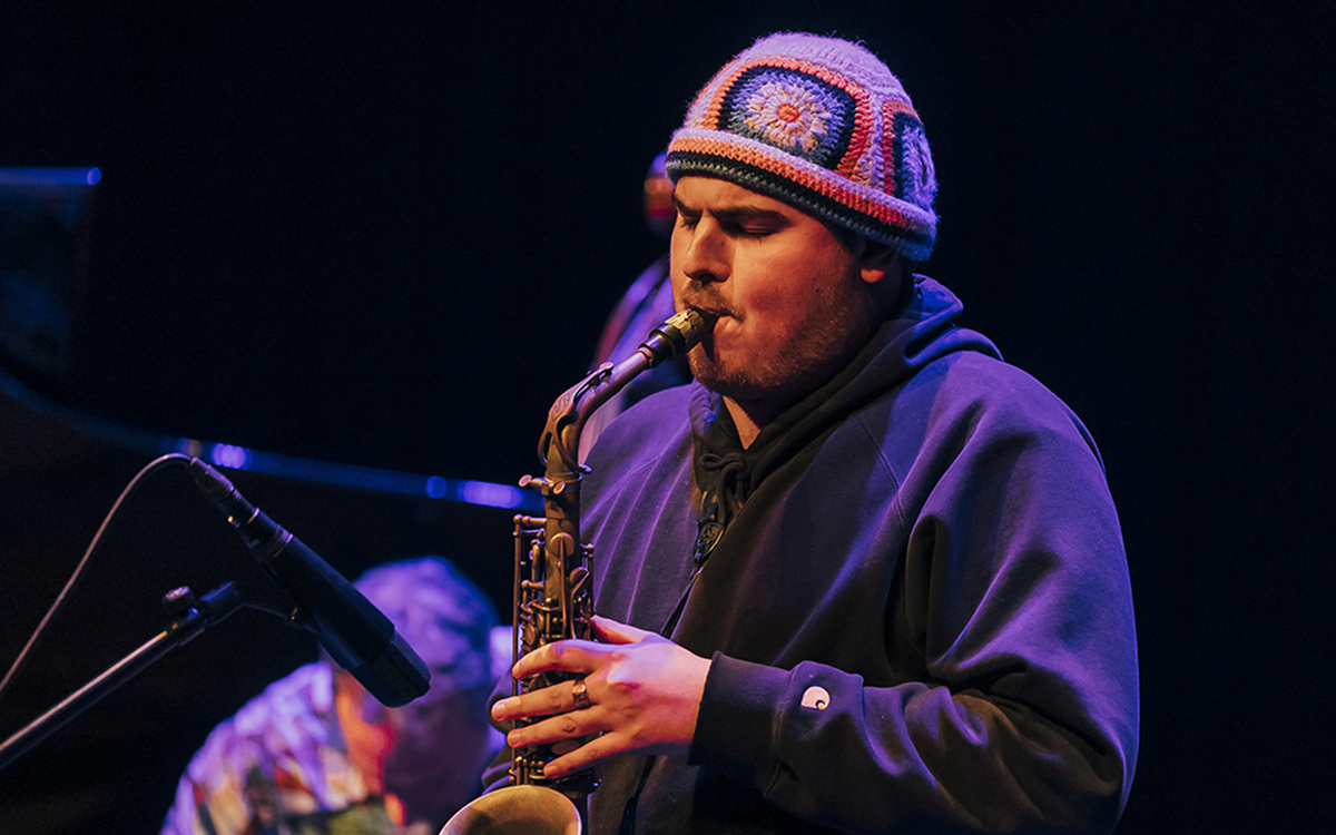 Liam Szymonik invite Pierre Carbonneaux en concert au 38Riv