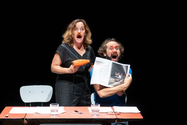 Festival de Théâtre de Figeac, rencontres, cinéma, musique, théâtre : "le Mystère du Gant"