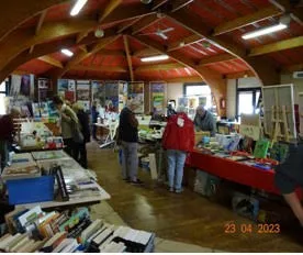 Vide Atelier et bibliothèque à Thégra