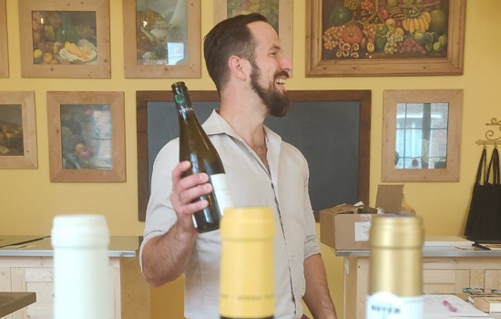 L'Explorateur : Initiation à l'art de l'œnologie